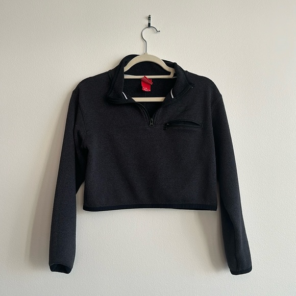 Nike Cropped Half Zip Sweater - Picture 1 of 4
